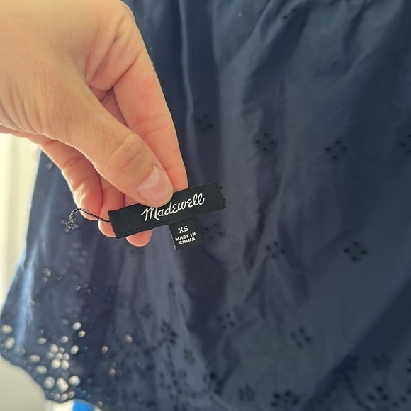 Madewell navy off the shoulder eyelet top - Picture 4 of 5